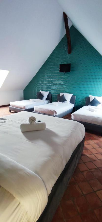 Domaine Malar Hotel Guillerval Bagian luar foto